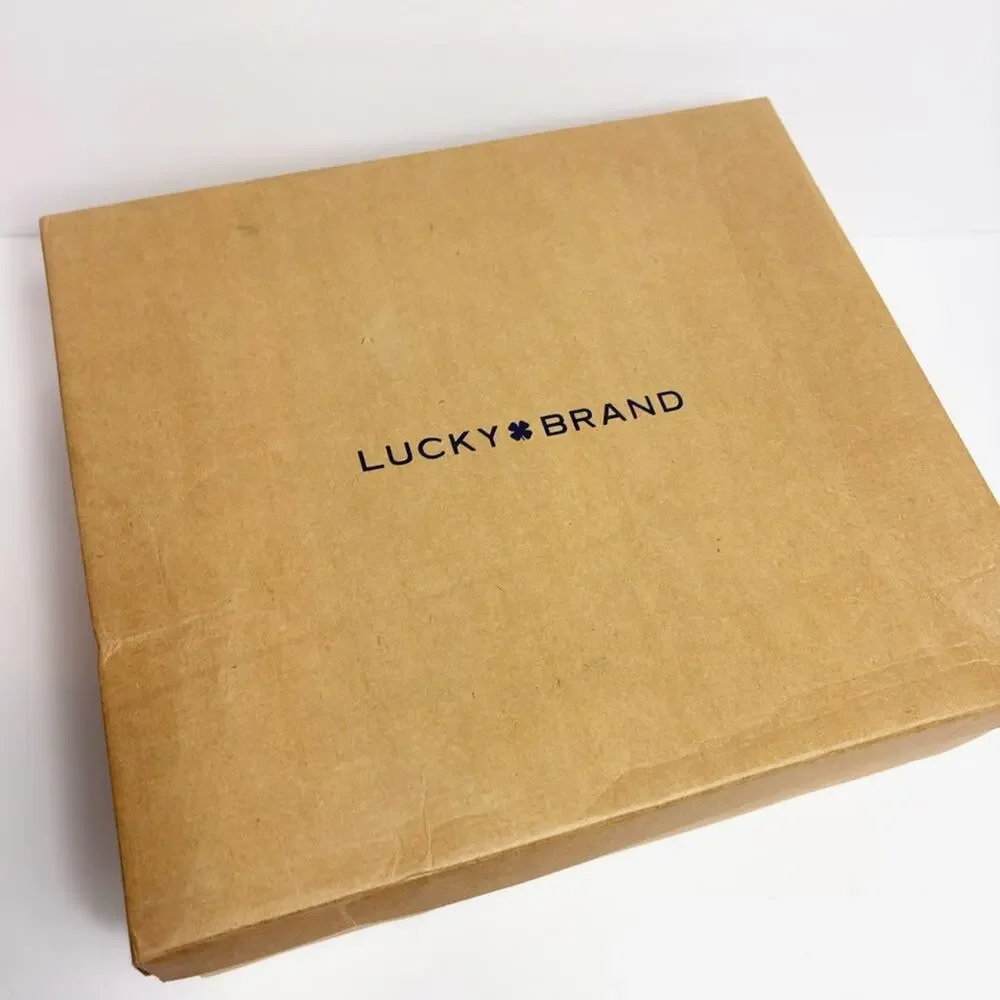 LUCKY BRAND LK-LAKELON CASTLEROCK SIZE 6M WOMEN BOOTS BRAND NEW WITH BOX